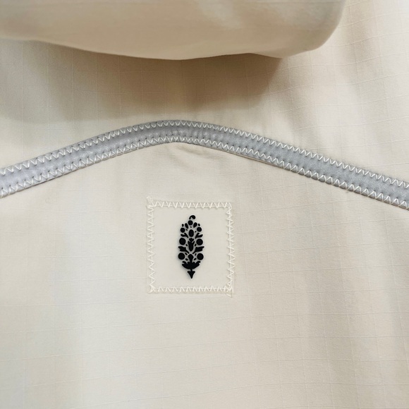 NWT Free People Moon Magic Reflective Rain Parka Jacket Coat Size Small - Picture 9 of 9